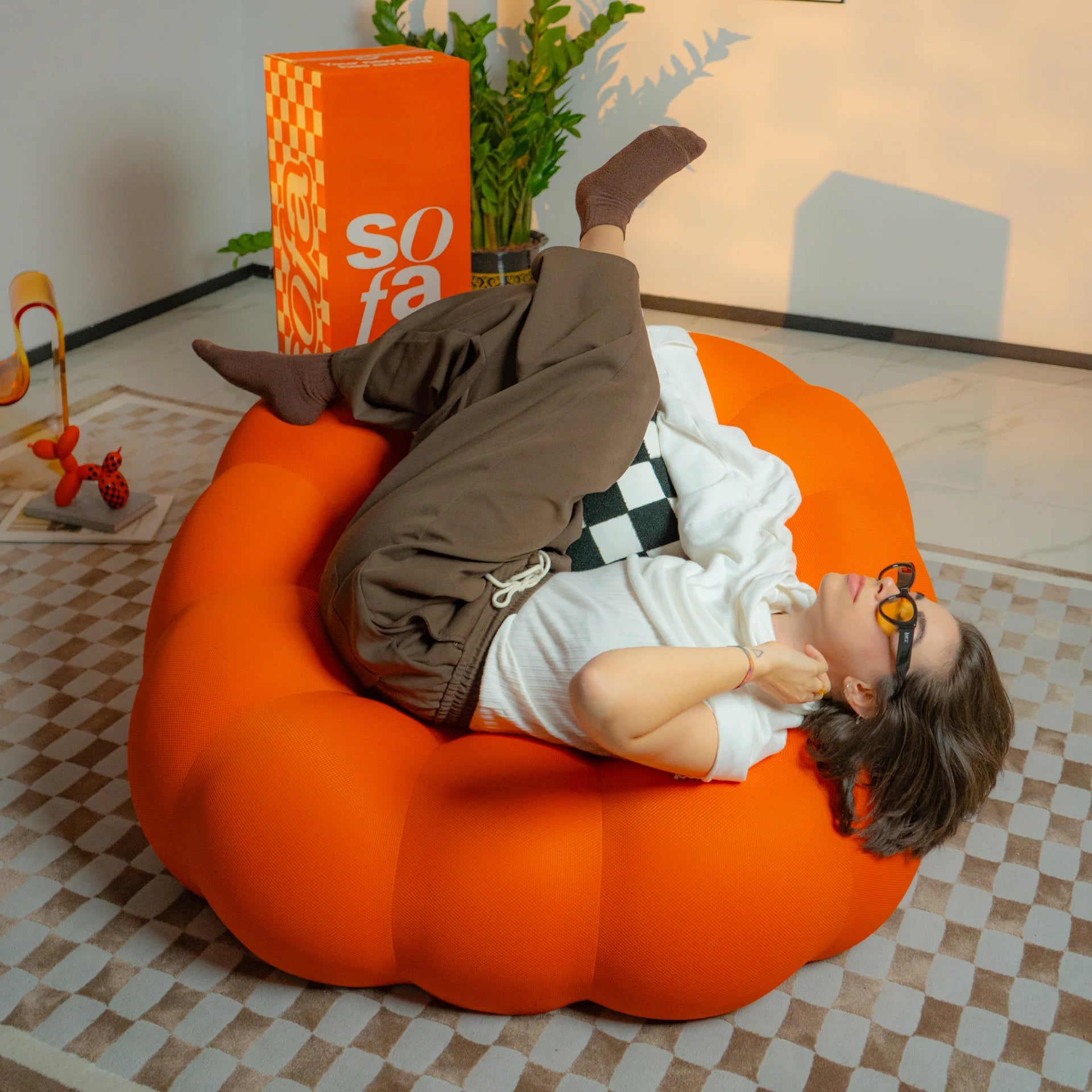 Sofá na Caixa cosmo 1 lugares em Boucle - Laranja