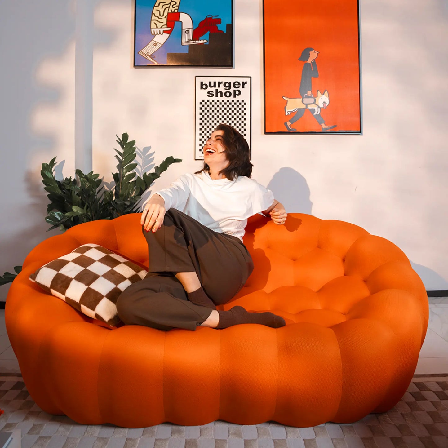 Sofá na Caixa cosmo 3 lugares em Boucle - Laranja